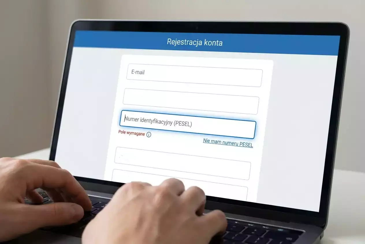 Zbliżenie na formularz rejestracyjny z polem do wpisania numeru identyfikacyjnego